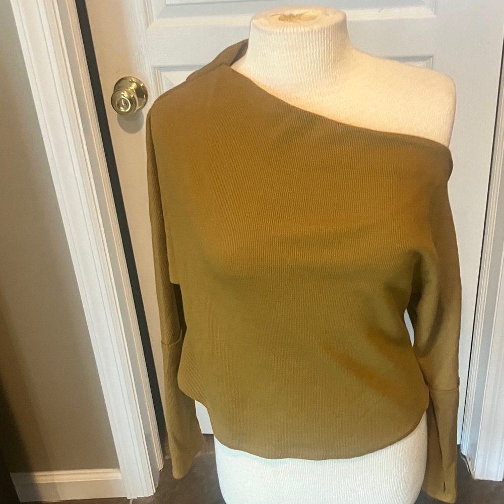 House of Harlow 1960 Off-Shoulder Mustard Sweater off the shoulder